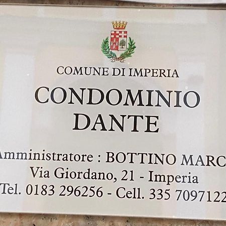 Casa Dante: Oneglia Centro-Marina-Spiagge Appartement Imperia Buitenkant foto